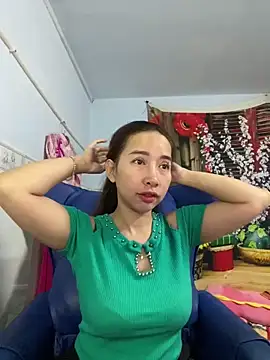 Snapshot of Cherry_6969 chatting on 03.09.25 Cherry 6969 online show from 03.09.25