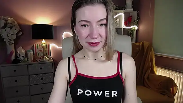 Mia Tasty online show from 02.06.25