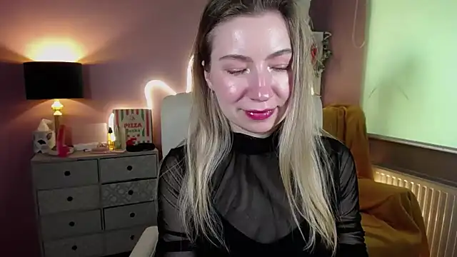 Mia Tasty online show from 03.12.25