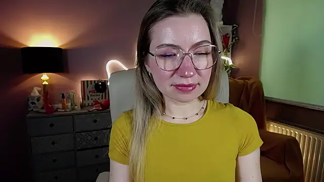 Mia Tasty online show from 03.17.25