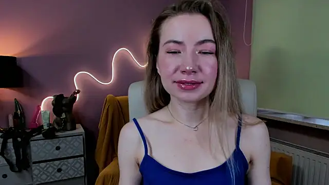 Mia Tasty online show from 09.24.25