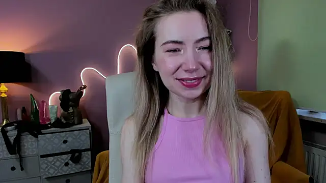 Mia Tasty online show from 09.28.25