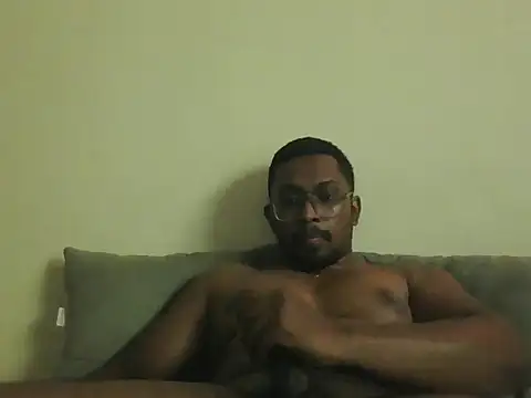 Snapshot of chennaibull101 chatting on 05.19.26 chennaibull101 online show from 05.19.26