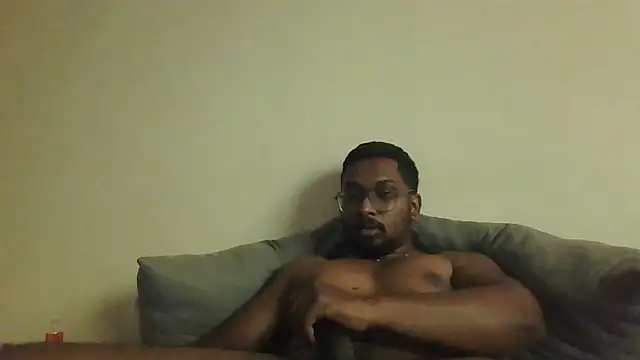 Snapshot of chennaibull101 chatting on 06.01.26 chennaibull101 online show from 06.01.26