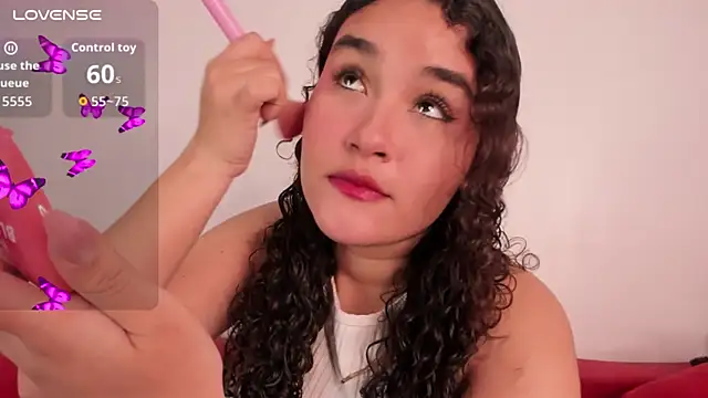 Snapshot of Chanelle_ chatting on 09.29.25 Chanelle  online show from 09.29.25