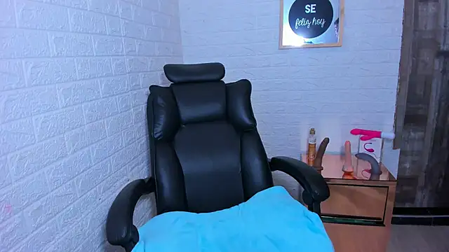 Snapshot of ImCrazzy chatting on 11.08.25 ImCrazzy online show from 11.08.25