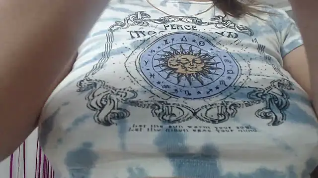 Emiily lee online show from 02.02.25