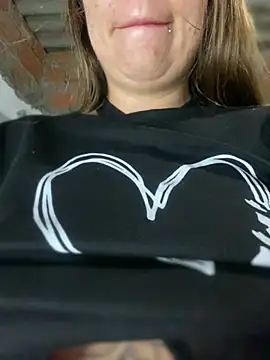 Emiily lee online show from 02.22.25