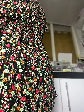 Emiily lee online show from 09.14.25