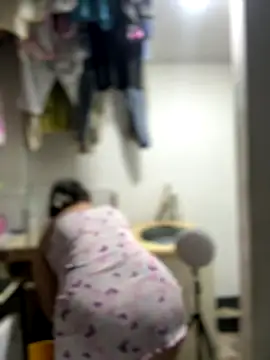 Emiily lee online show from 10.18.25