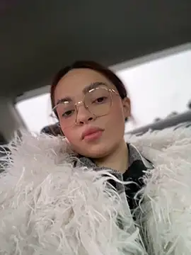 Snapshot of AnaWest chatting on 01.28.25 AnaWest online show from 01.28.25