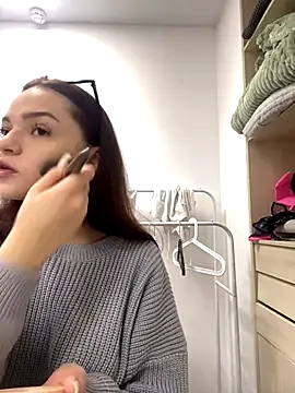 Snapshot of AnaWest chatting on 10.17.25 AnaWest online show from 10.17.25