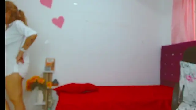 Snapshot of chantalsemenova1 chatting on 07.16.26 chantalsemenova1 online show from 07.16.26