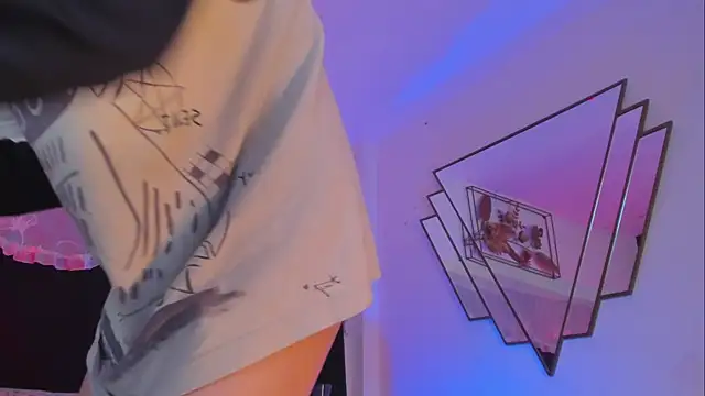 BonnieCute  online show from 01.08.26