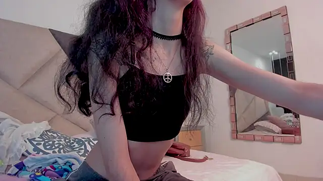 BonnieCute  online show from 04.23.26
