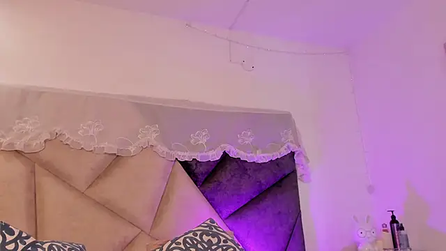 BonnieCute  online show from 06.09.26