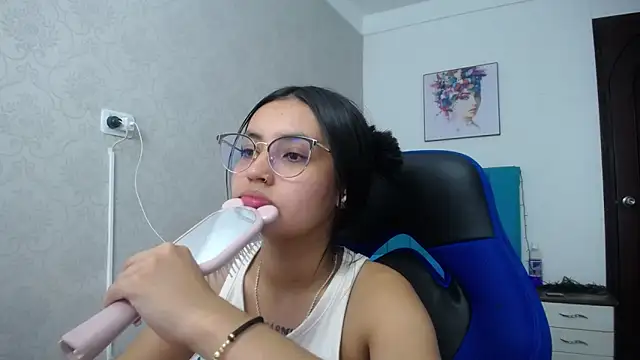 antonella sweetlittle online show from 01.15.25