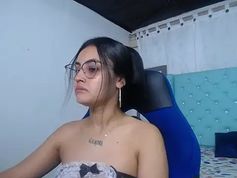 antonella sweetlittle online show from 10.21.25