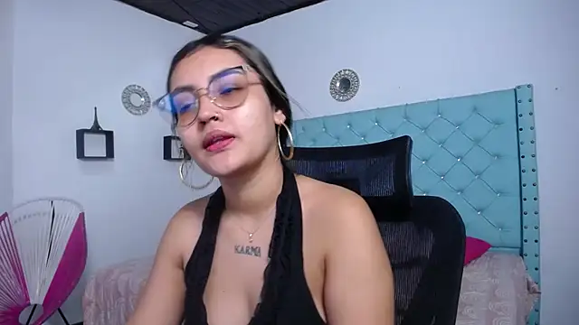 antonella sweetlittle online show from 04.30.26