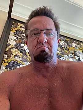 sluttydylan online show from 05.01.26