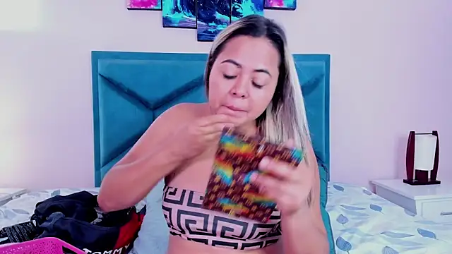 Snapshot of GraceJansenn chatting on 12.24.24 GraceJansenn online show from 12.24.24