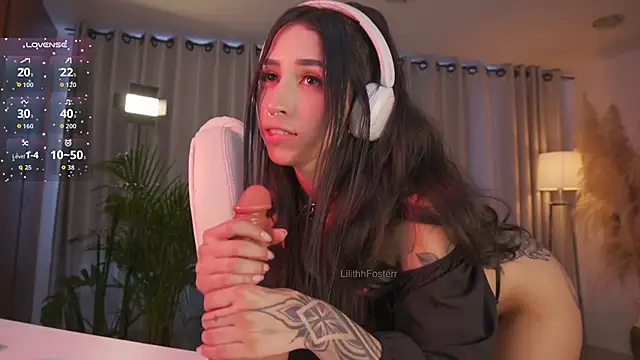 Lilithfosterr online show from 11.28.25