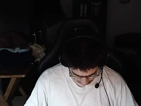 thealfawolf01 online show from 01.04.25