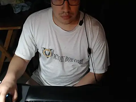 thealfawolf01 online show from 03.21.25