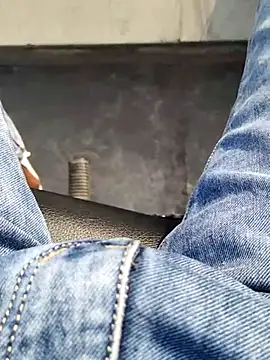 Snapshot of cumshotboy01 chatting on 12.29.24 cumshotboy01 online show from 12.29.24