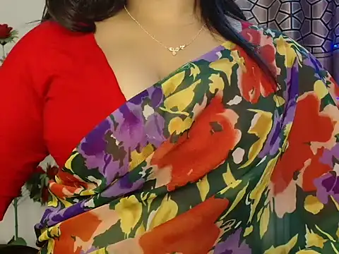 Snapshot of Unlucky-flowers chatting on 12.14.24 Unlucky-flowers online show from 12.14.24