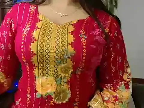 Snapshot of Unlucky-flowers chatting on 01.26.25 Unlucky-flowers online show from 01.26.25