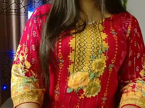 Snapshot of Unlucky-flowers chatting on 02.02.25 Unlucky-flowers online show from 02.02.25