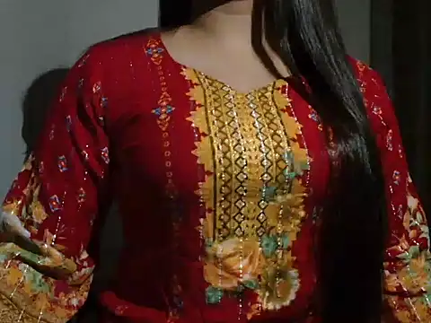 Snapshot of Unlucky-flowers chatting on 03.22.25 Unlucky-flowers online show from 03.22.25