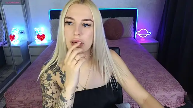 Crystal Barbie online show from 07.02.26