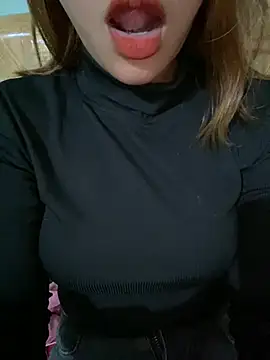 Sofia xx2 online show from 02.21.25