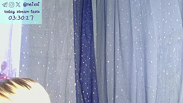 Snapshot of ixsi chatting on 02.17.26 ixsi online show from 02.17.26