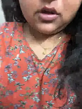 smile pretty online show from 02.14.25