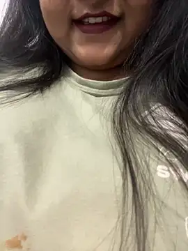 smile pretty online show from 09.26.25