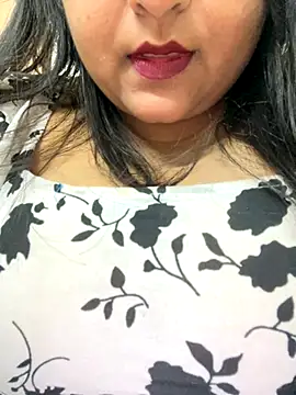 smile pretty online show from 10.04.25