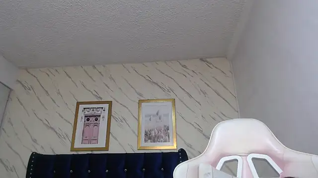  Emily v online show from 01.12.25