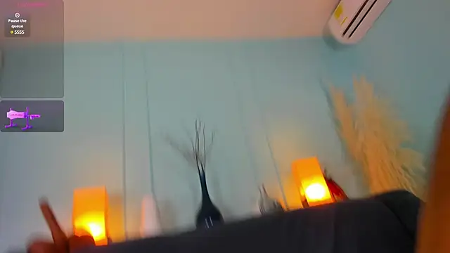 Elizabeth VonSweet online show from 03.06.25