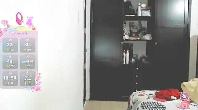 Snapshot of tifany19_ chatting on 03.06.25 tifany19  online show from 03.06.25