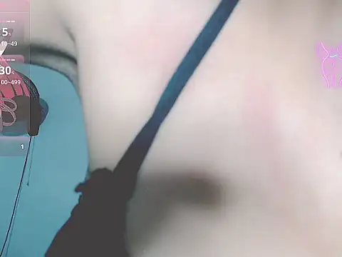 Snapshot of tifany19_ chatting on 09.14.25 tifany19  online show from 09.14.25