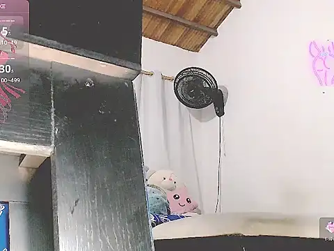 Snapshot of tifany19_ chatting on 09.16.25 tifany19  online show from 09.16.25