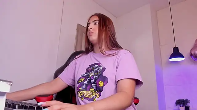 Snapshot of angel_hardy_dl chatting on 09.11.25 angel hardy dl online show from 09.11.25