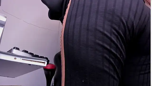 Snapshot of angel_hardy_dl chatting on 09.27.25 angel hardy dl online show from 09.27.25