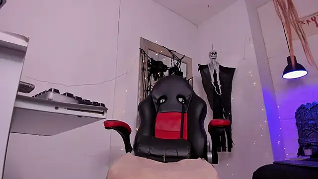 Snapshot of angel_hardy_dl chatting on 10.27.25 angel hardy dl online show from 10.27.25