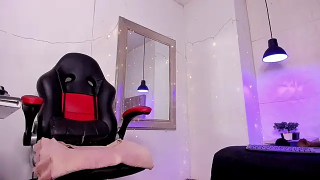 Snapshot of angel_hardy_dl chatting on 11.04.25 angel hardy dl online show from 11.04.25