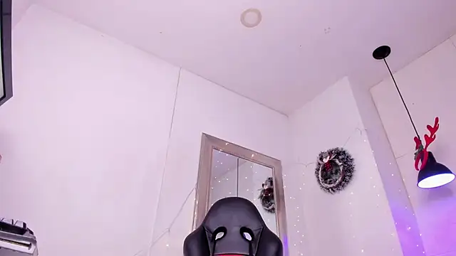 Snapshot of angel_hardy_dl chatting on 12.14.25 angel hardy dl online show from 12.14.25