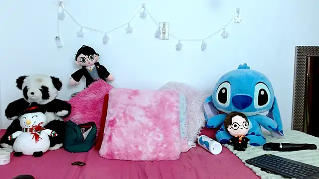 Snapshot of kendallsweet7 chatting on 02.13.25 kendallsweet7 online show from 02.13.25